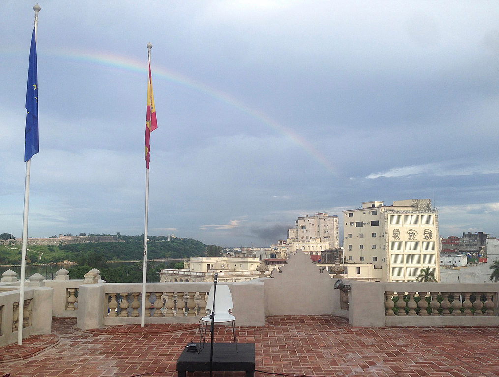 Un Arco Iris muy institucional